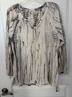 Style & Co. Cream and Gray Tie-Dye Peasant Blouse